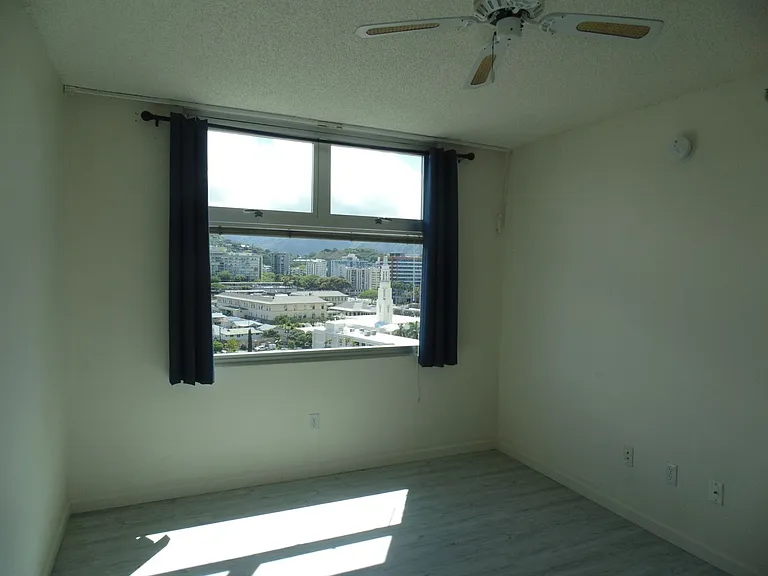 1448 Young St #1506 — Photo 11