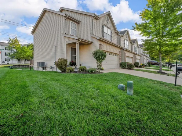 1223 Saltash Ct, Saint Louis, MO 63129