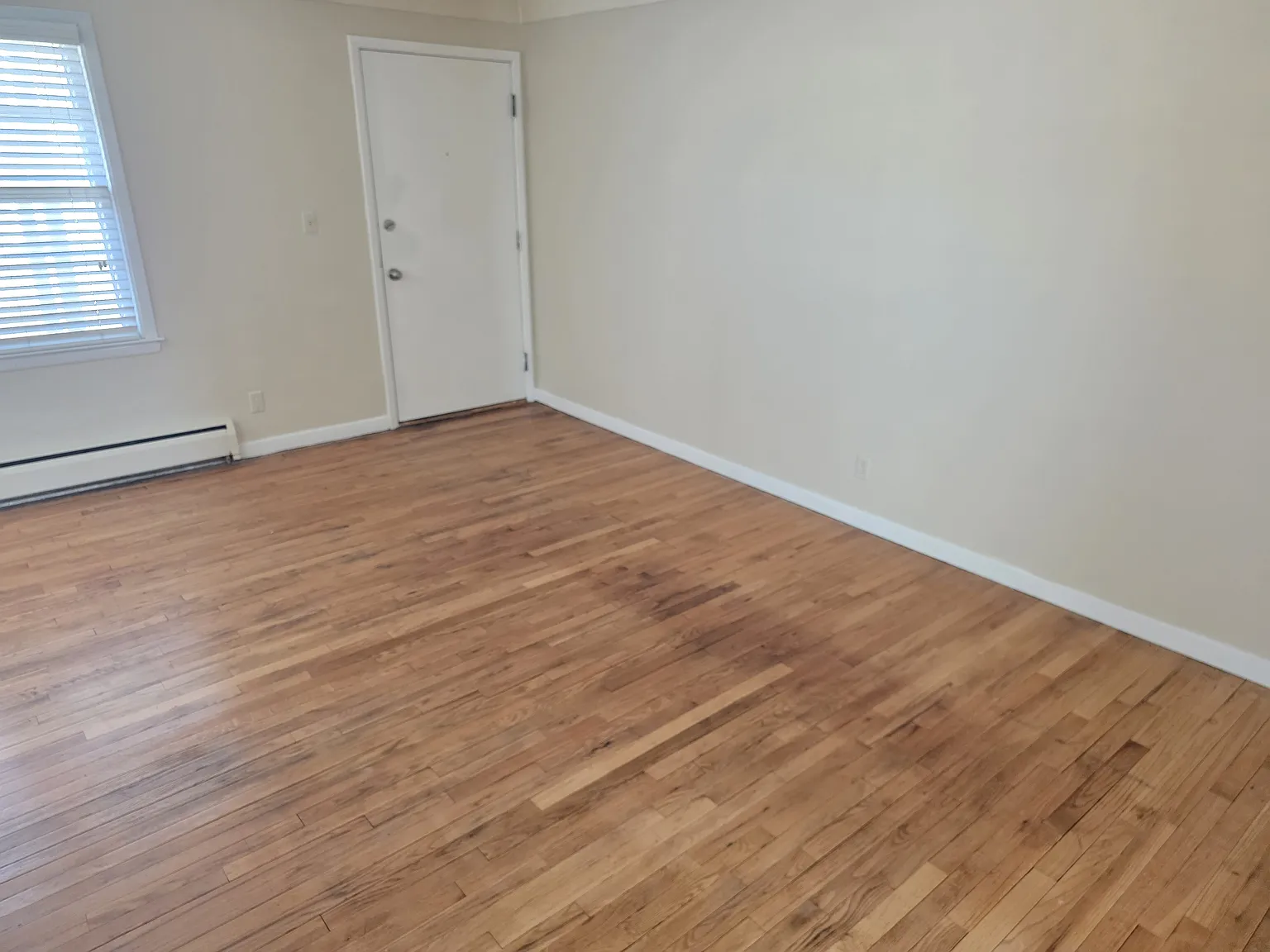 2822 Kingman Blvd — Photo 4