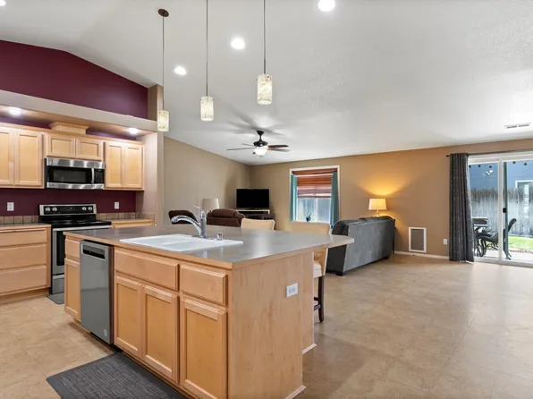 5706 Wrigley Dr, Pasco, WA 99301