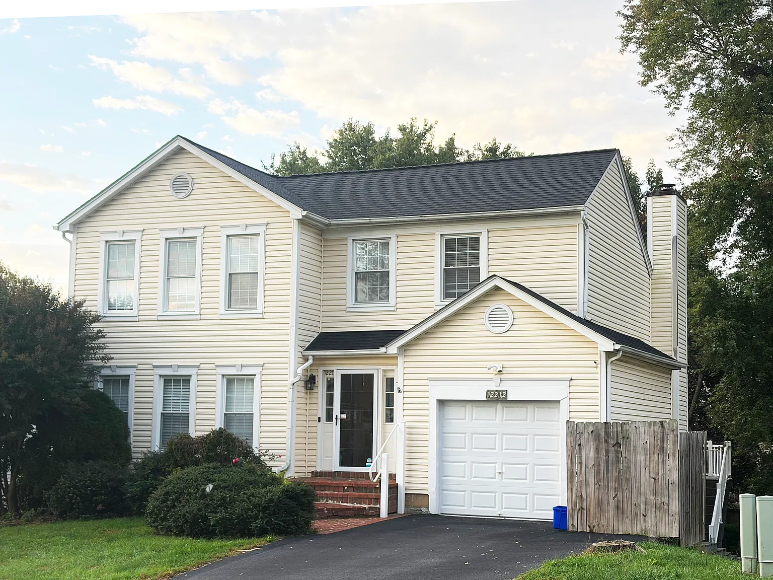 4 bed, 3.5 bath, 2754 sqft, $3,500 — Photo 2