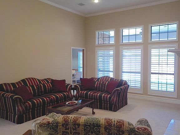 4th image of 5512 Newcastle Dr
