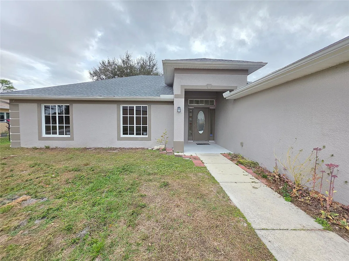 Building Photo - 2789 Coolidge Ave
