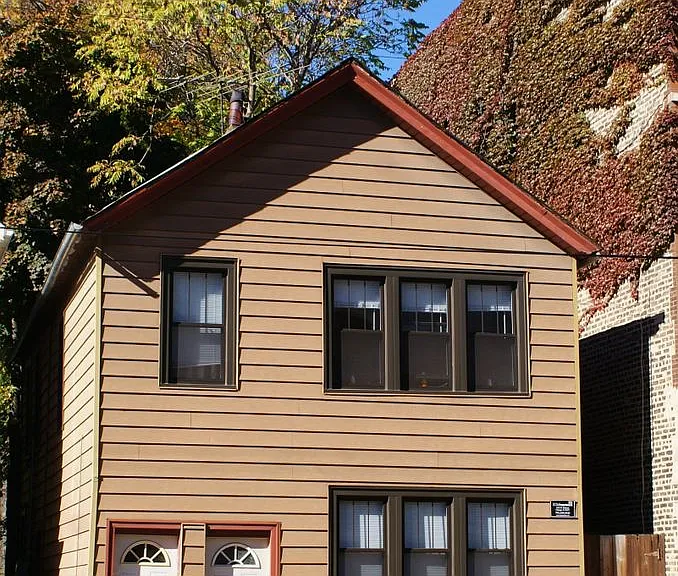 2254 N Southport Ave — Photo 13