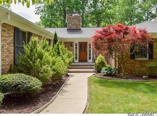 216 Heathcote Rd, Hendersonville, NC 28791