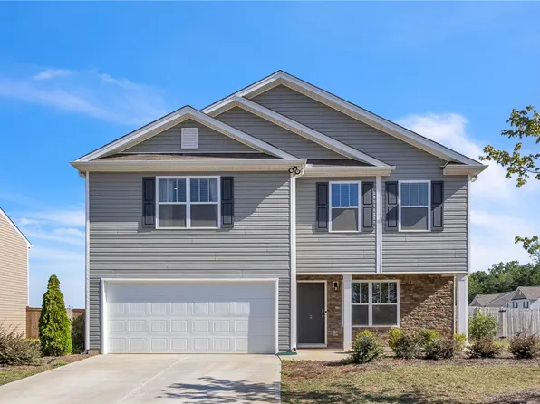 2 Crestwood Pines Trl, Piedmont, SC 29673