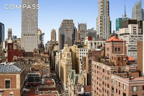 Rented by Compass | media 41