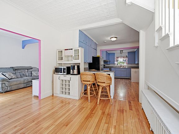 5th image of 468 Riverside Drive