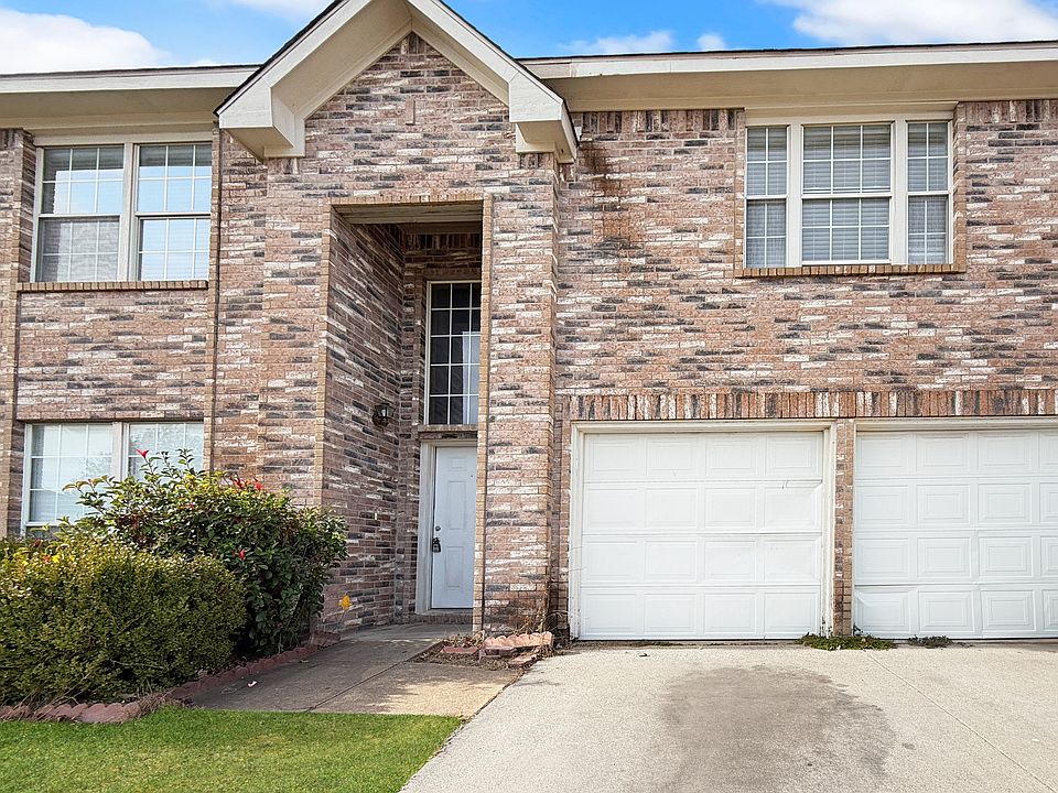 1st image of 204 Patton Dr