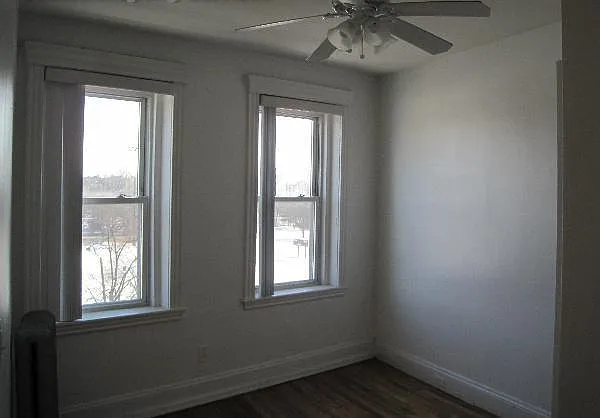 149 Park Dr — Photo 3