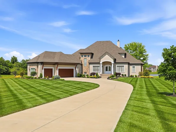 4025 Lochview Ct, Bargersville, IN 46106