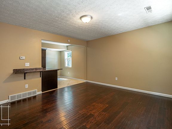 2nd image of 57-67 Clark Pl #61