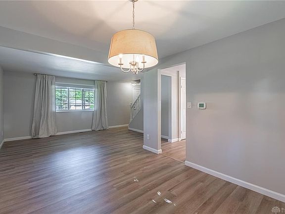 5th image of 490 Village Square Dr