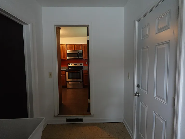 3313 N Locust St — Photo 21