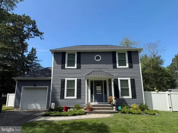 221 Forest Ave, Medford, NJ 08055