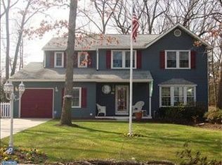 9 Framingham Rd, Edgewater Park, NJ 08010