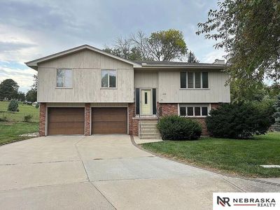 5048 Frederick Cir, Omaha, NE, 68106