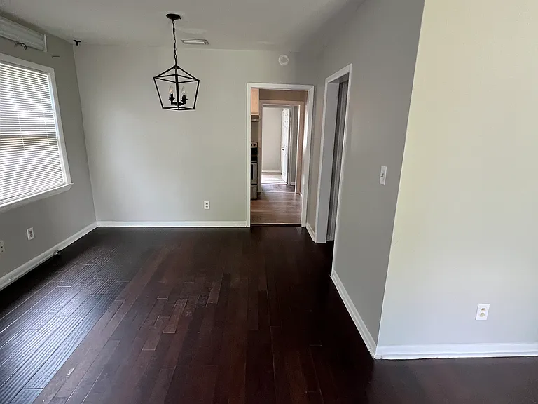 4046 Myra St — Photo 8