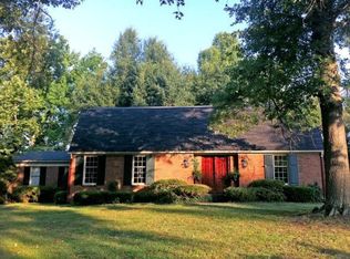 1111 Hickory Ln, Owensboro, KY 42303