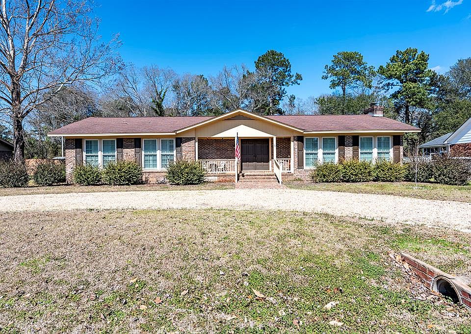 1st image of 107 Cannon Dr