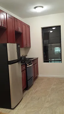 Rented by Camhi NYC Realty Inc | media 14