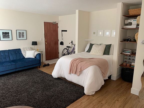 5th image of 2401 Hampshire Ave S #103