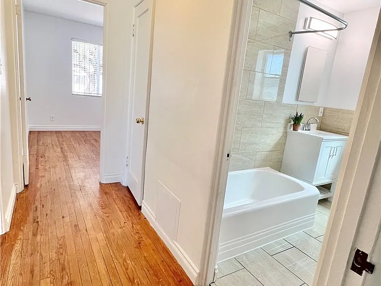 2300 Santa Clara Dr — Photo 35