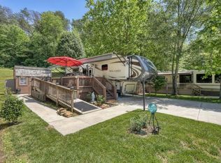 391 Conley Creek Cir, Blairsville, GA 30512