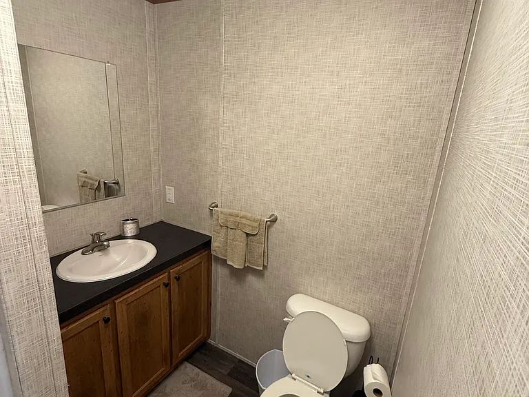 14431 Stephens Rd — Photo 42