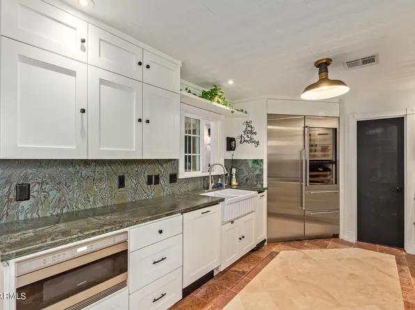 1386 E WINDSOR Drive, Gilbert, AZ 85296