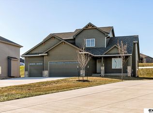 10202 S 184th St, Omaha, NE 68136