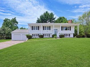 86 North Ave, Mendon, MA 01756