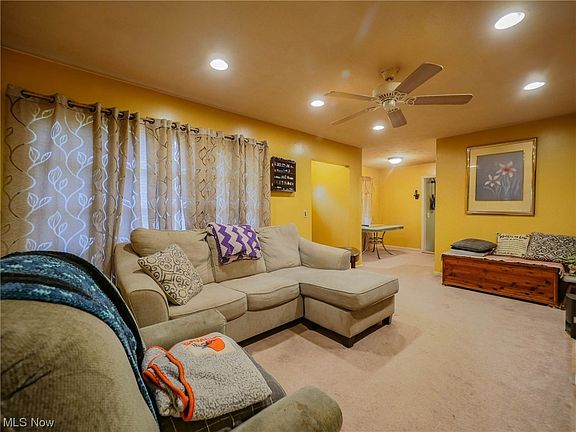 5th image of 4386 W 156th St