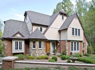 31 Fallbrooke Ln, Franklin, NC 28734