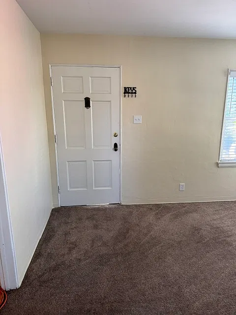 1 bed, 650 sqft, $1,950 — Photo 3