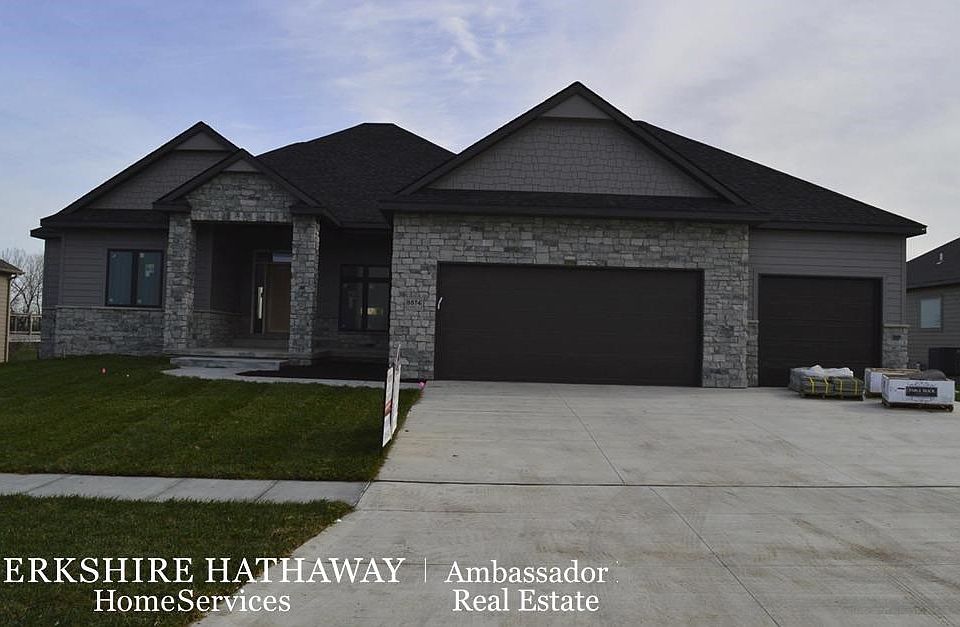 1st image of 8874 Himark Ln