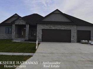8874 Himark Ln, Lincoln, NE 68526