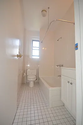 Rented by Avian Village Realty | media 16