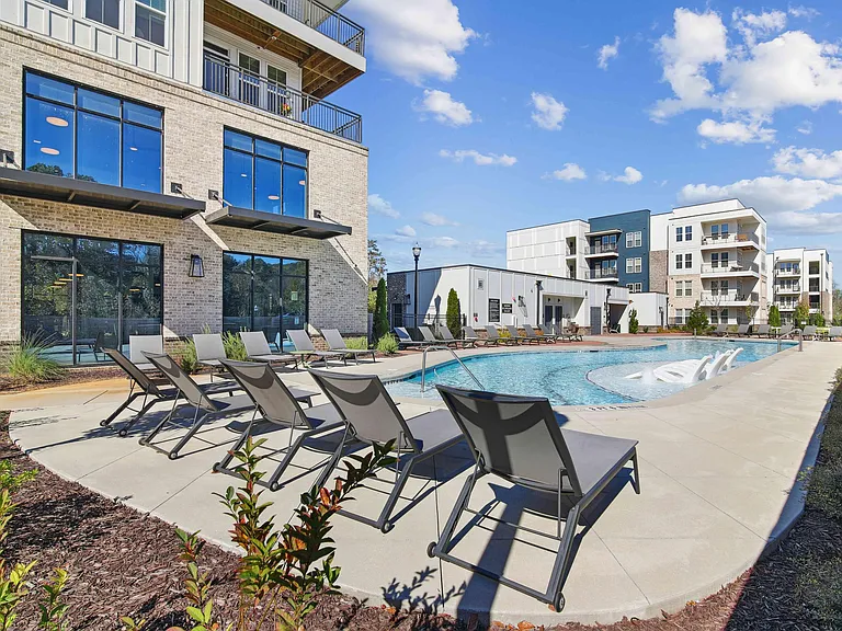 Series at Riverview Landing — Photo 14