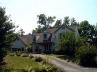 6100 Sweetbriar Dr, Fredericksburg, VA 22407