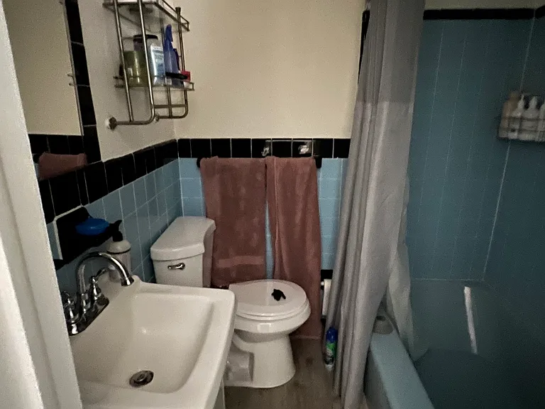 912 Pine St #3B — Photo 7