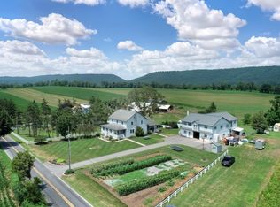 751 W Middle Rd, Lykens, PA 17048