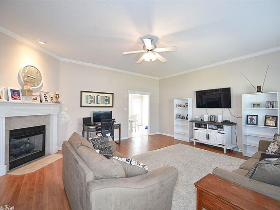 3rd image of 2994 Hazelwood Dr