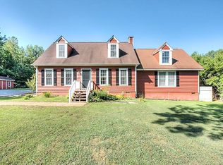 5661 Country Woods Dr, Charles City, VA 23030