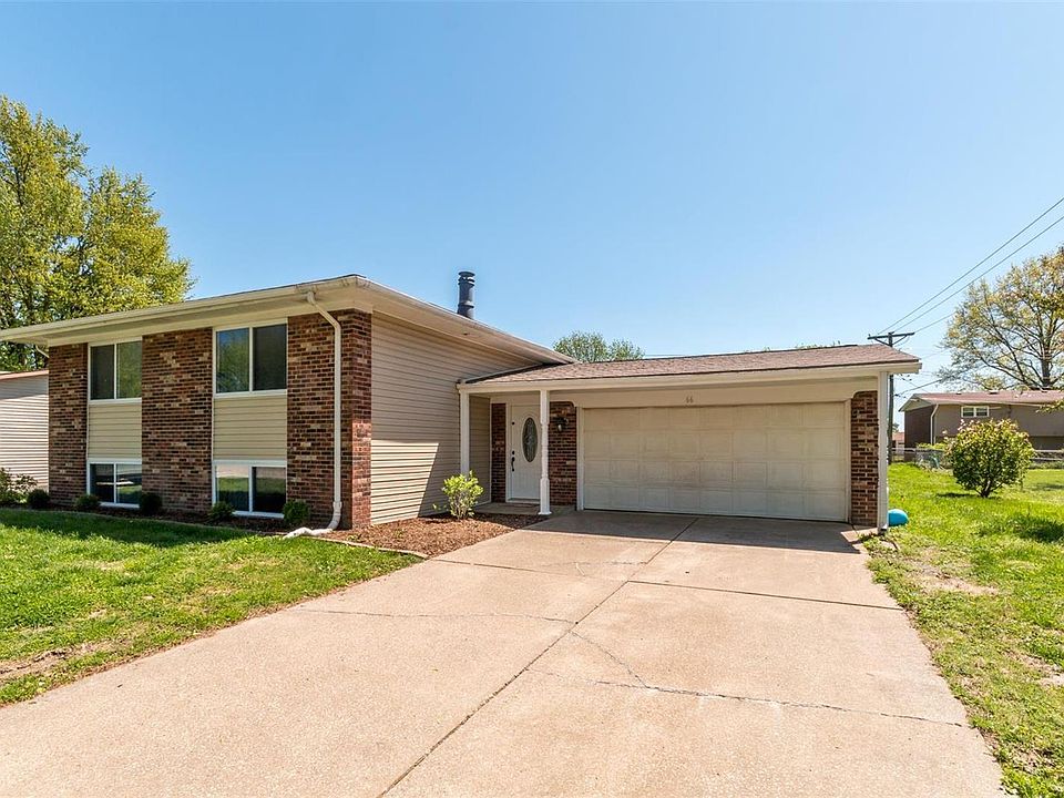 1st image of 66 Chateau Dr