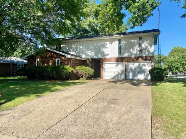 432 Amherst Dr, Sherman, IL 62684