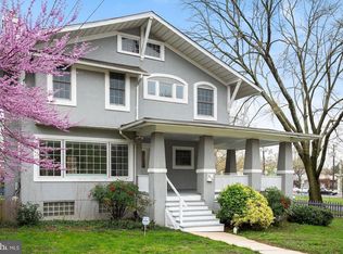4124 Fessenden St NW, Washington, DC