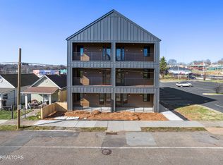 131 W Anderson Ave #101, Knoxville, TN 37917