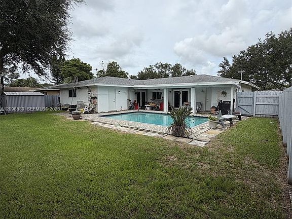 5th image of 8410 SW 26th Pl