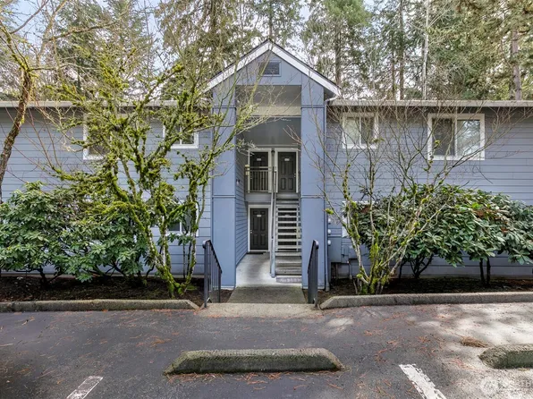 10022 NE 127th Place #C213, Kirkland, WA 98034